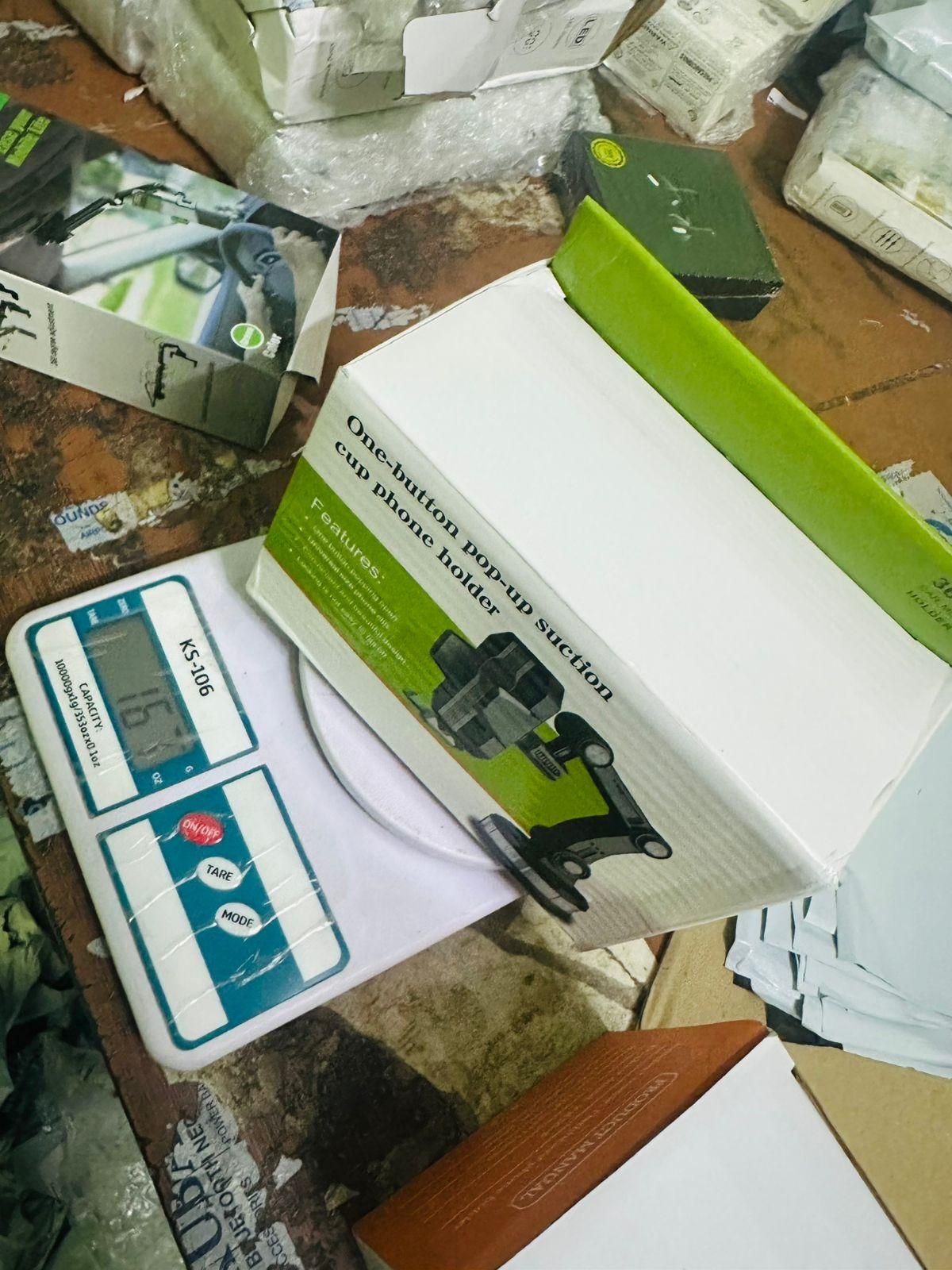 360° Adjustable Car Phone Holder – Drive Smart, Stay Safe! 📱